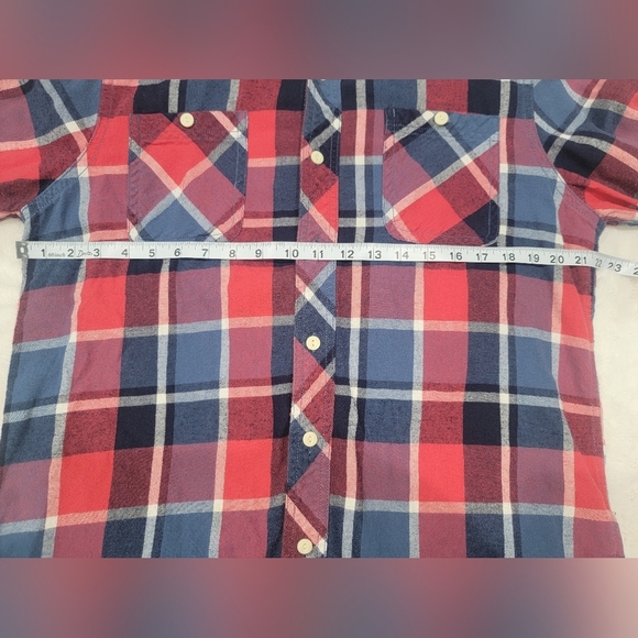 Roebuck & Co Red and Blue Casual Button Down Shirt with Classic Plaid - Picture 3 of 8